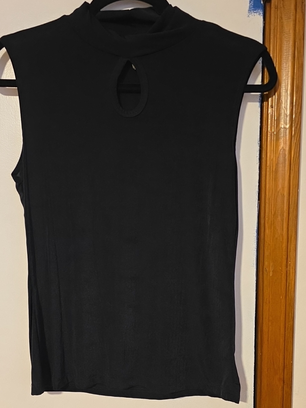 Susan Lawrence Black Mock Neck Sleeveless Tank with Keyhole